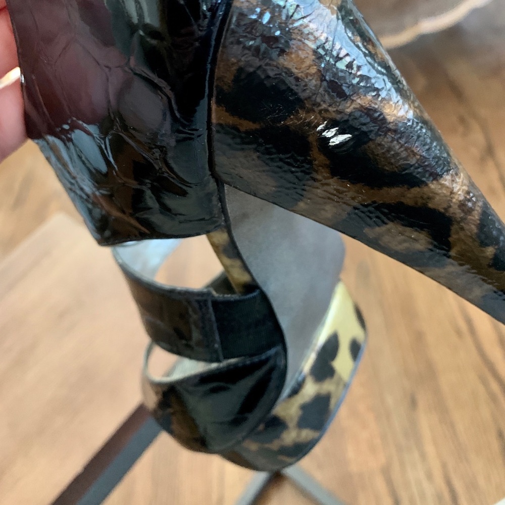 High heals - Picture 2 of 3